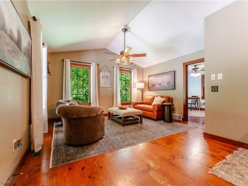 4754 Yackey Drive NW, Strasburg, OH 44680 Photo 6