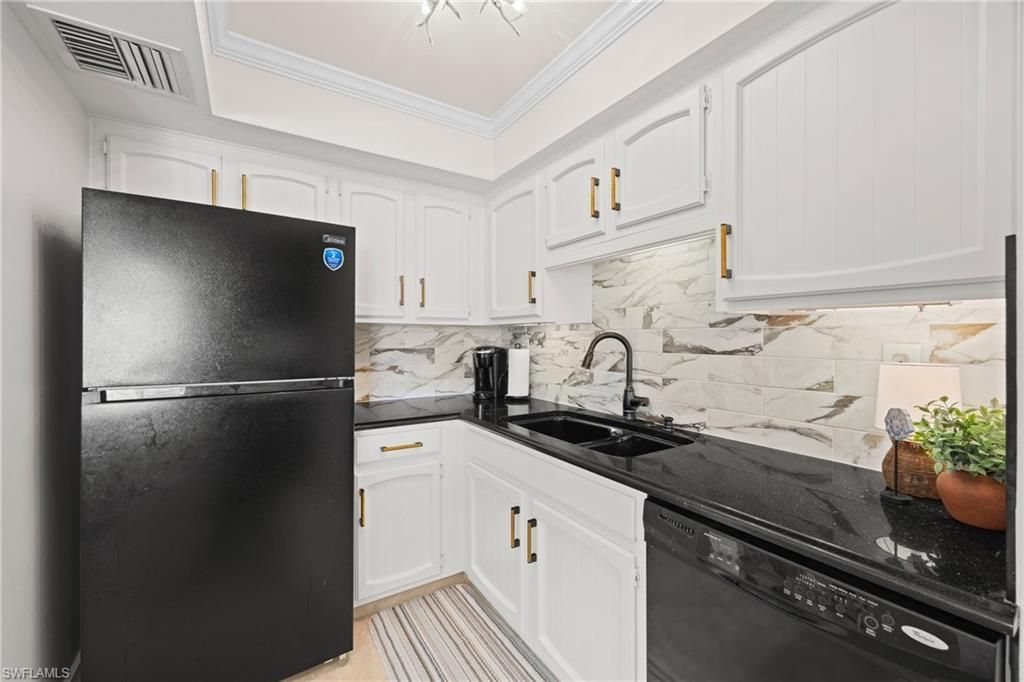 3443 Gulf Shore Blvd N, Unit 504, Naples, FL 34103 Photo