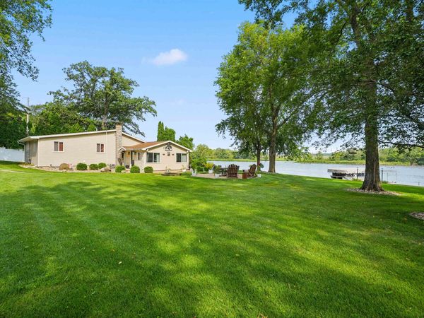 20249 246 Street, Manchester, IA 52057