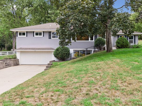 2820 W 91st Street, Bloomington, MN 55431