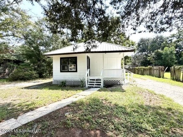 4612 Briggs Street, Moss Point, MS 39563