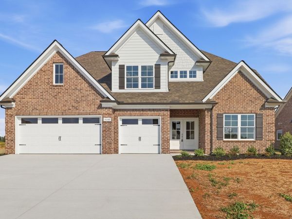 5557 Sinclair St, Murfreesboro, TN 37127