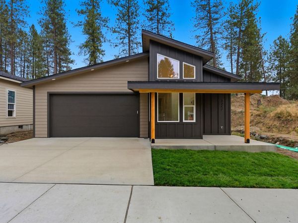 3723 E Nyberg Ln, Mead, WA 99021