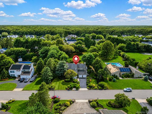 16 Jesse Way , Mount Sinai, NY 11766