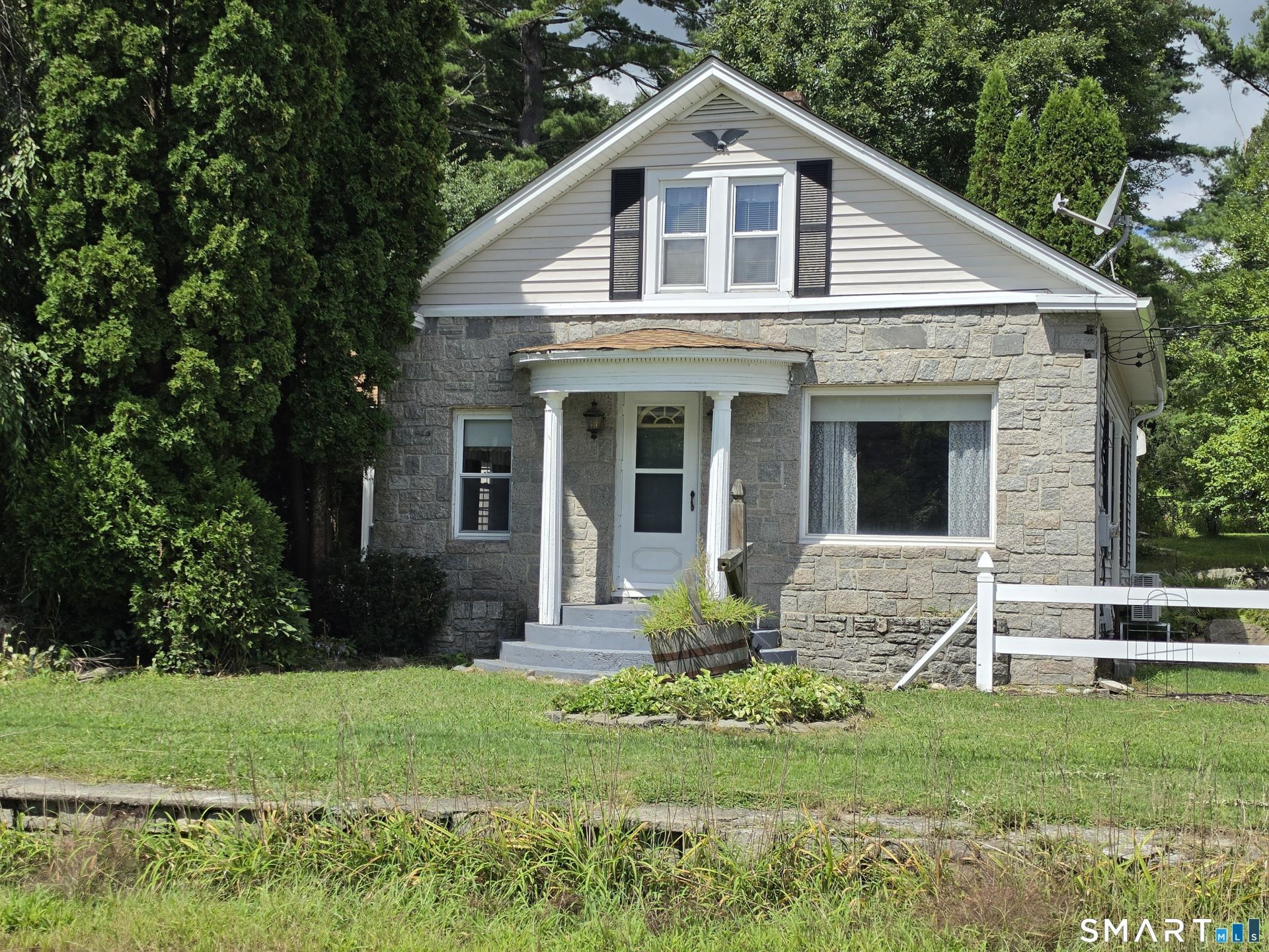 506 Church, Putnam, CT 06260 Main Photo