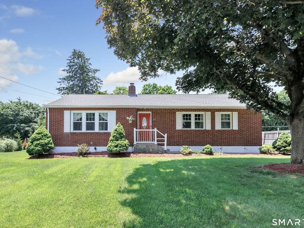 61 Wakeley , Shelton, CT 06484