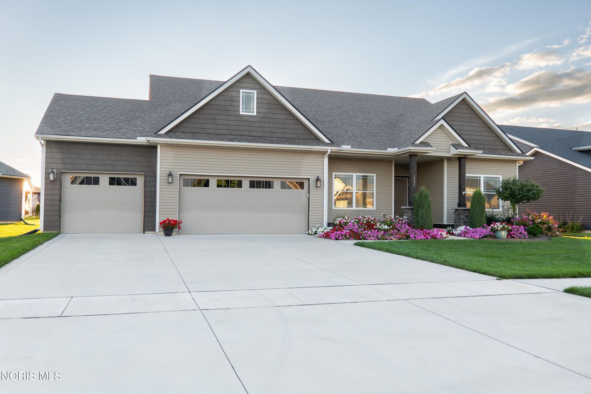 1339 Fiddlers Way, Waterville, OH 43566 Main Photo