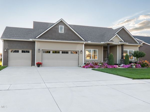 1339 Fiddlers Way , Waterville, OH 43566