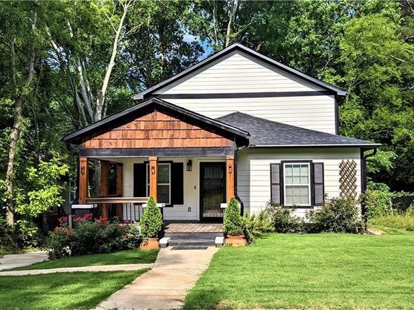 657 S Grand Avenue NW, Atlanta, GA 30318