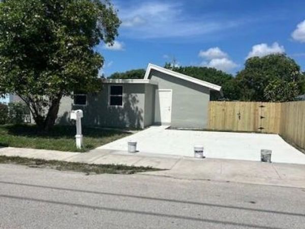 310 NW 4th Avenue, Delray Beach, FL 33444