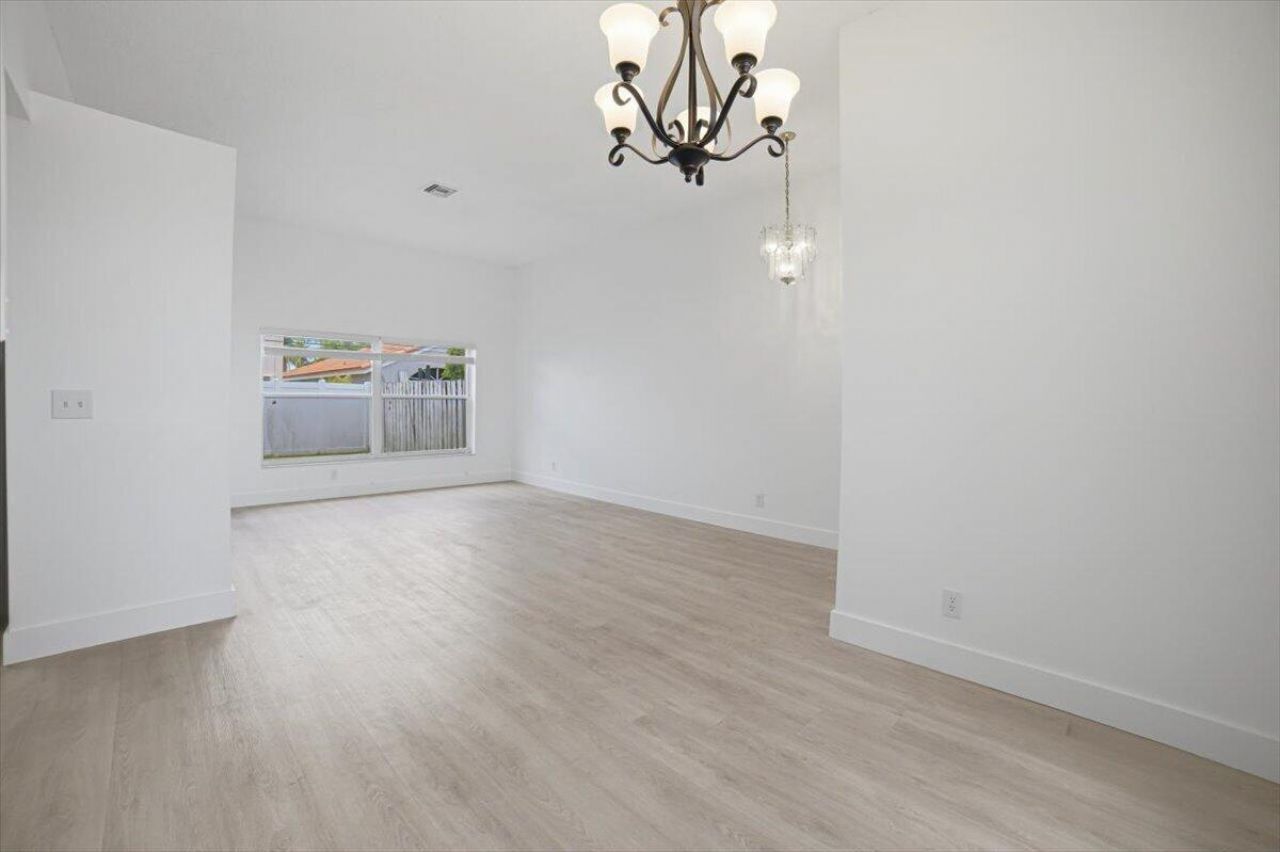 1378 SW 180th Avenue, Pembroke Pines, FL 33029 Photo