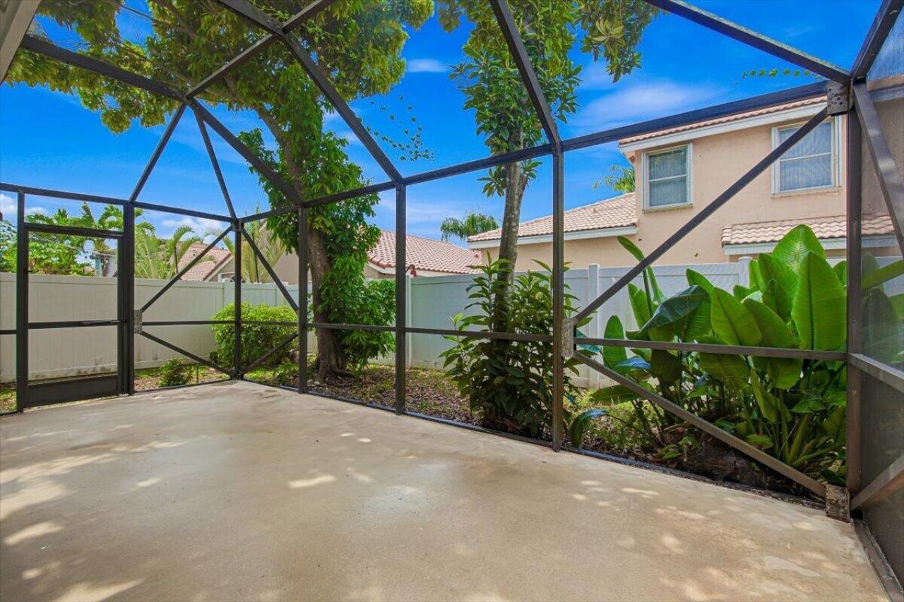 1378 SW 180th Avenue, Pembroke Pines, FL 33029 Photo