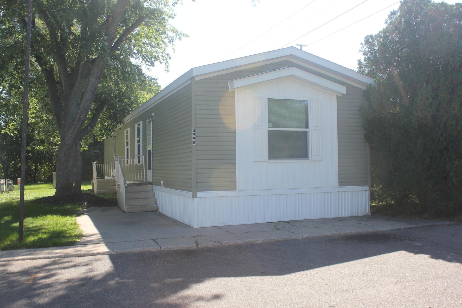 4998 Marlette Avenue Se, Kentwood, MI 49548 Main Photo