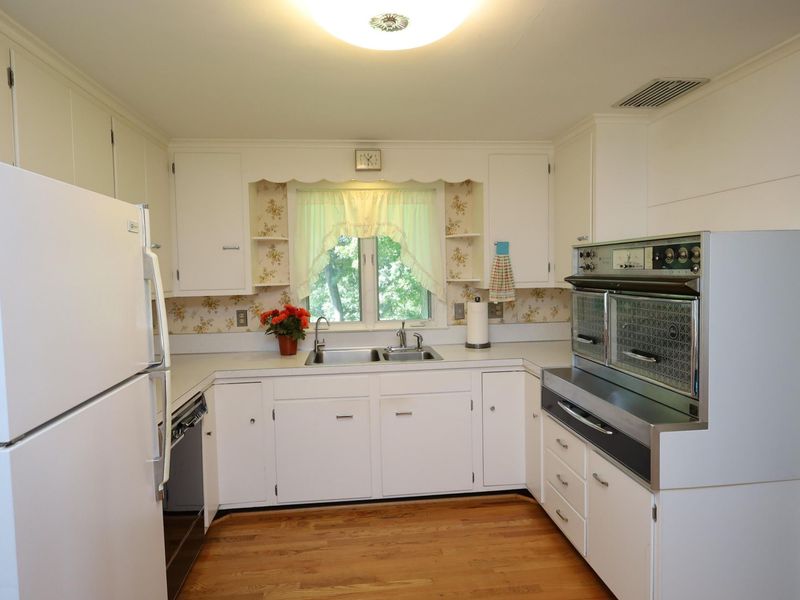 800 Club Drive , Mount Vernon, OH 43050 Photo 15