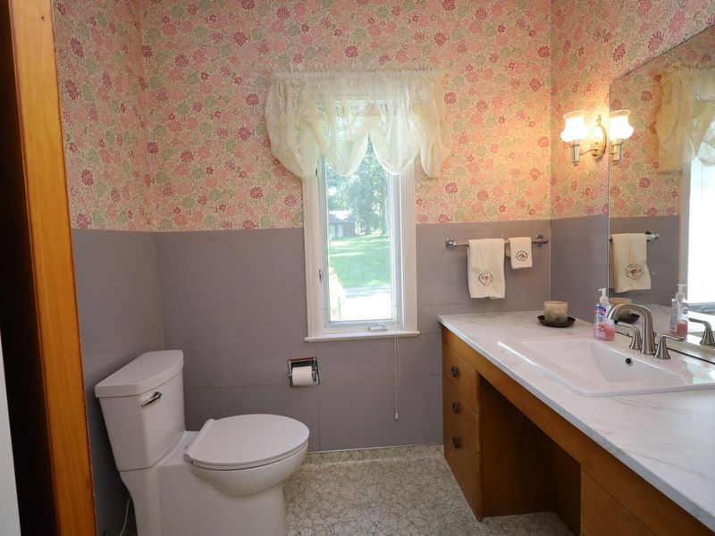 800 Club Drive , Mount Vernon, OH 43050 Photo 21