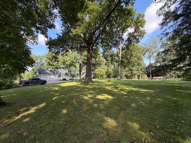 800 Club Drive , Mount Vernon, OH 43050 Photo 8