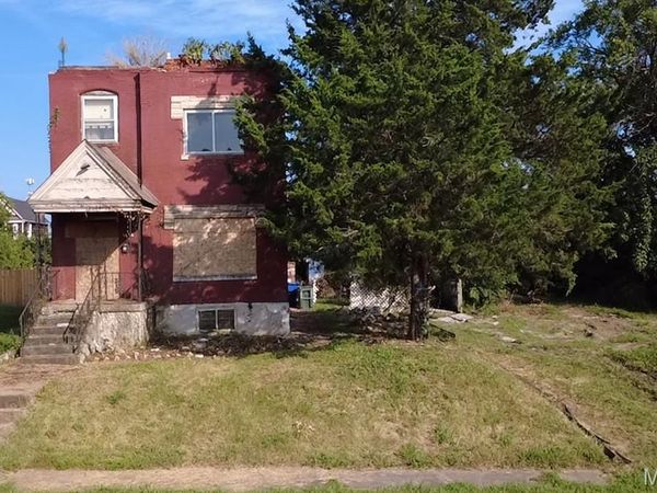 1472 Stewart Place, St Louis, MO 63112