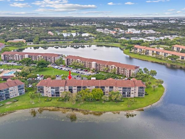 13705 SW 12th St, Unit 409B, Pembroke Pines, FL 33027
