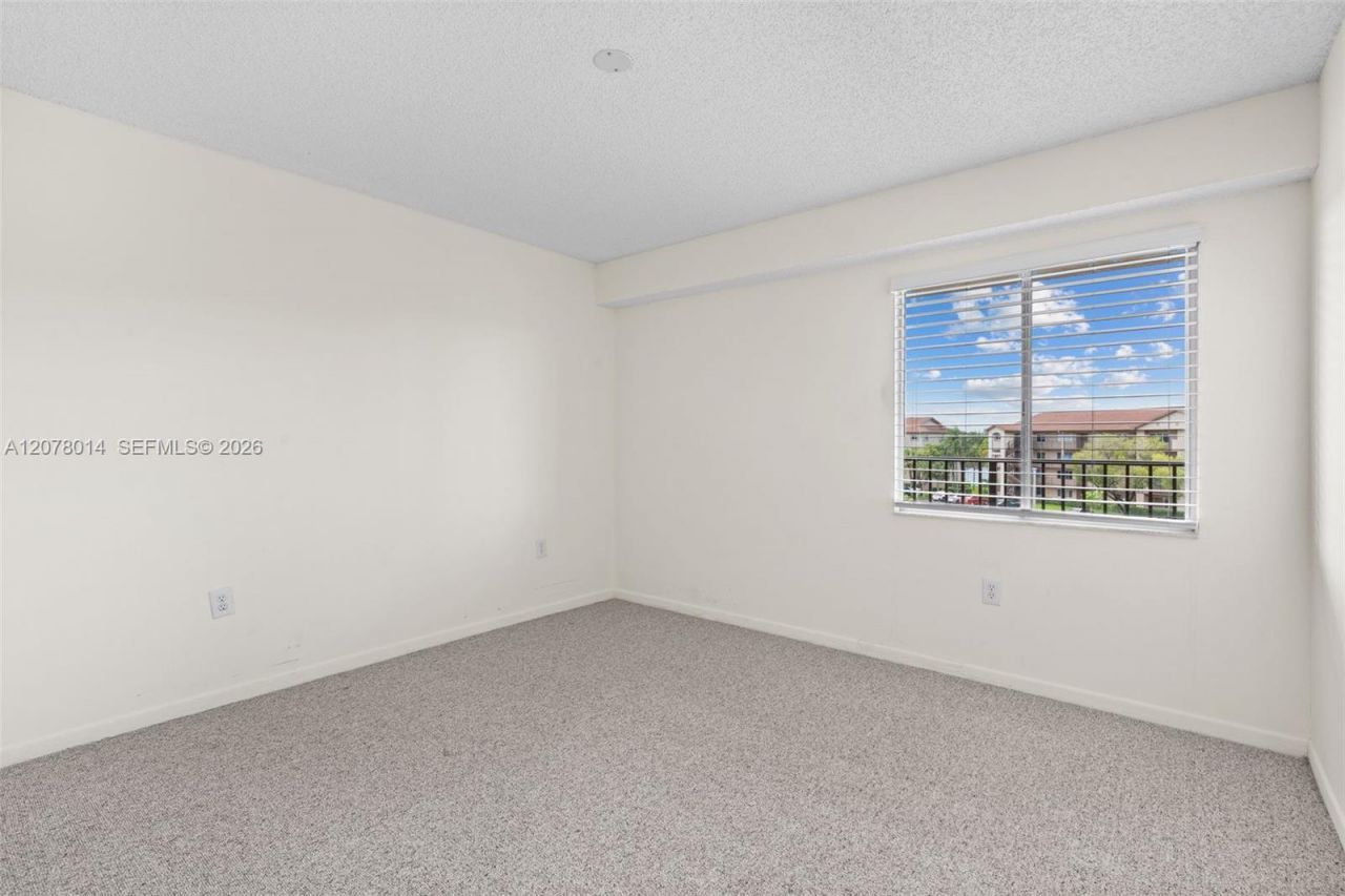 13705 SW 12th St, Unit 409B, Pembroke Pines, FL 33027 Photo