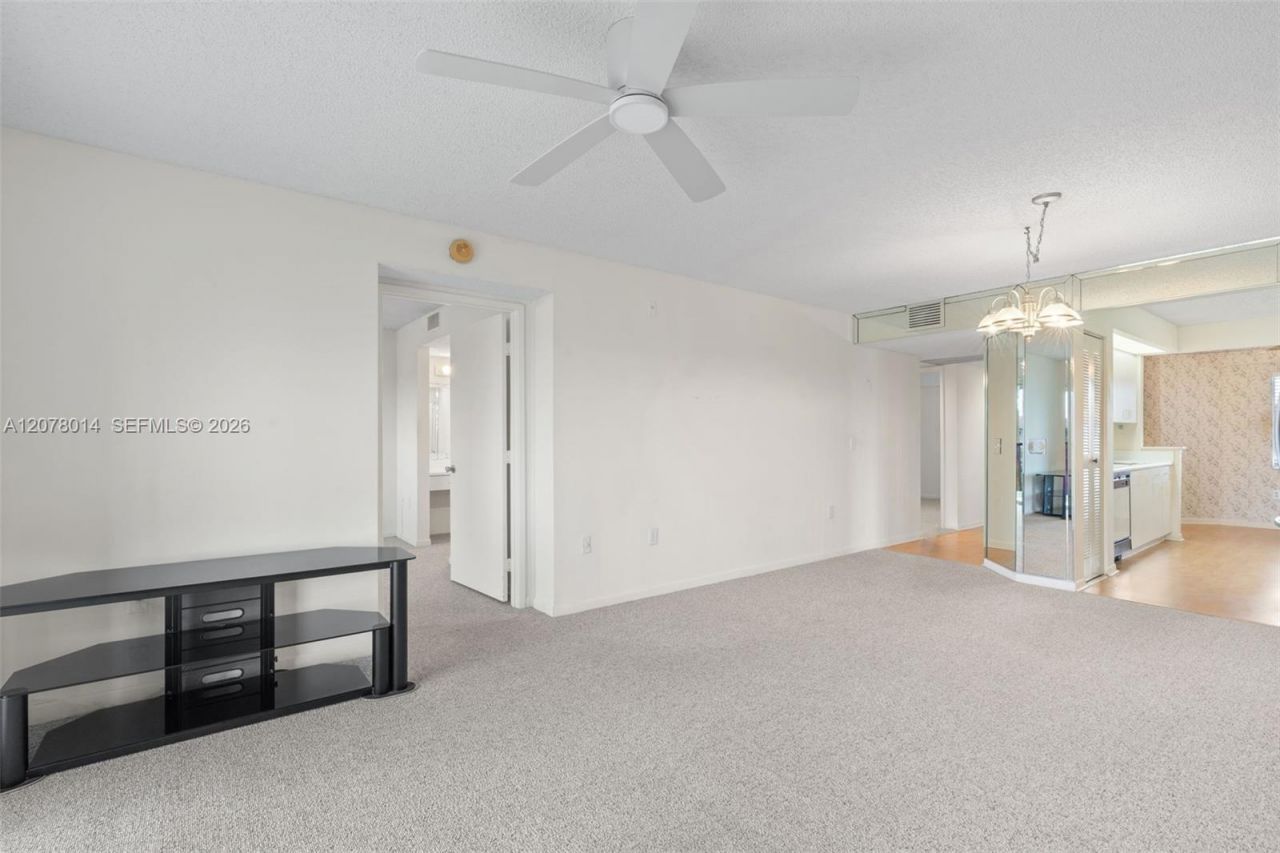 13705 SW 12th St, Unit 409B, Pembroke Pines, FL 33027 Photo