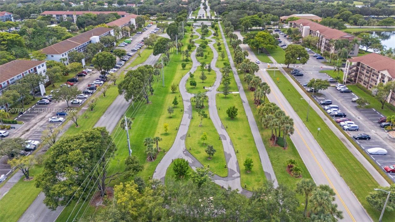 13705 SW 12th St, Unit 409B, Pembroke Pines, FL 33027 Photo