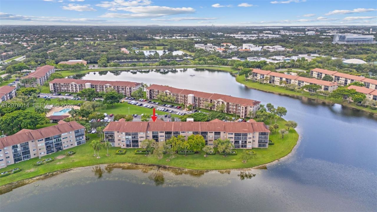13705 SW 12th St, Unit 409B, Pembroke Pines, FL 33027 Photo