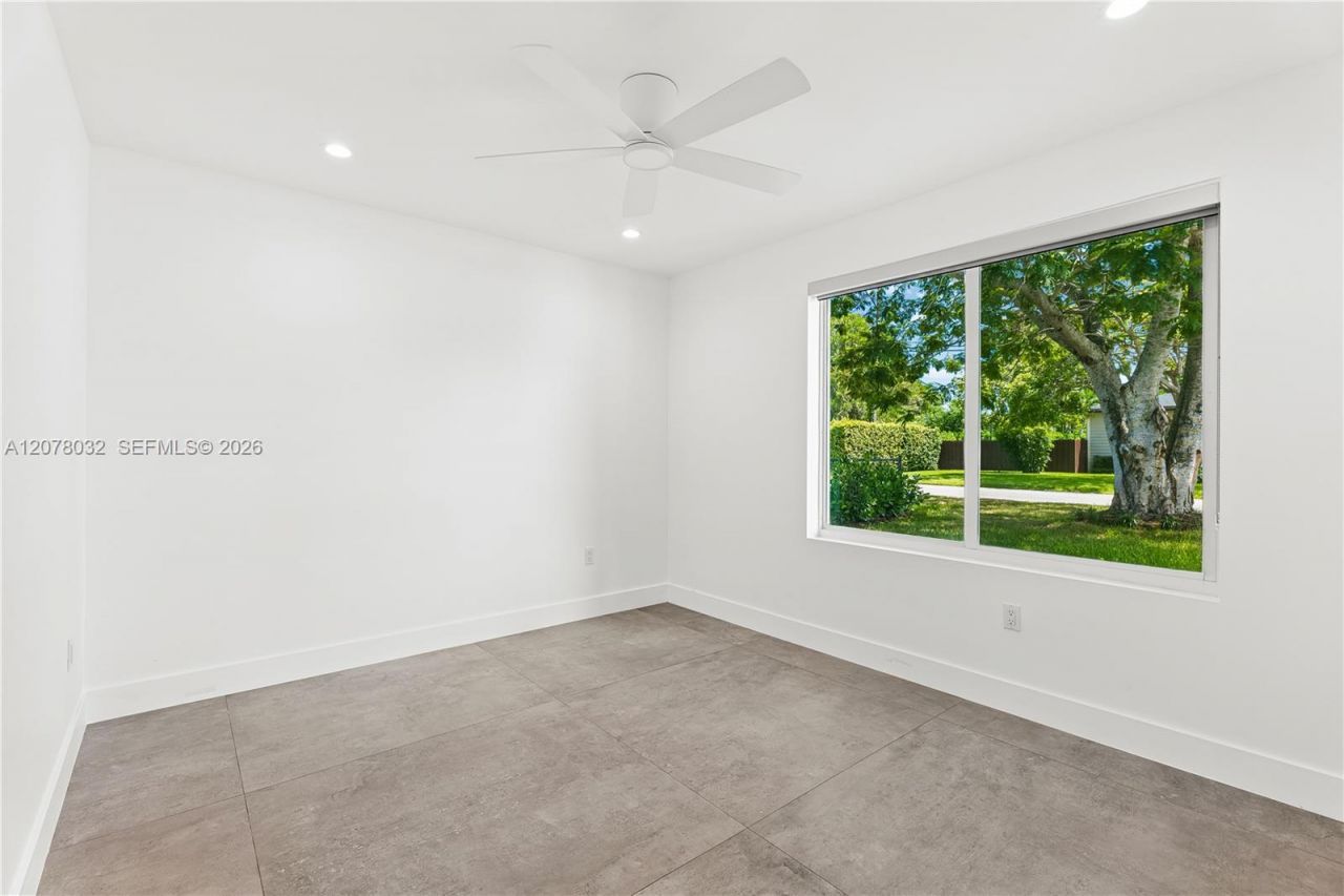 6099 SW 38th St, Miami, FL 33155 Photo