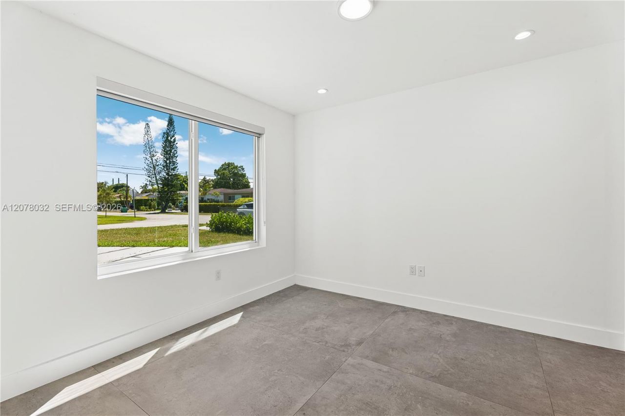 6099 SW 38th St, Miami, FL 33155 Photo