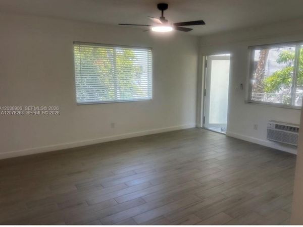 415 76th St , Unit 2, Miami Beach, FL 33141