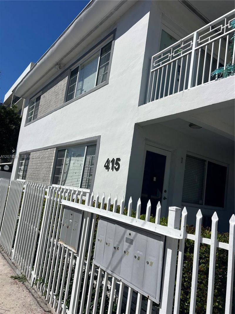 415 76th St, Unit 2, Miami Beach, FL 33141 Photo