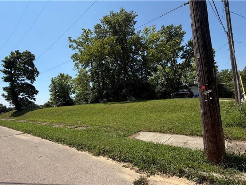 1103 W Riverview Avenue, Dayton, OH 45402 Photo 4