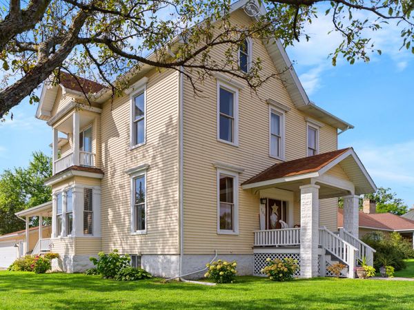 704 W Washington Avenue, Alpena, MI 49707