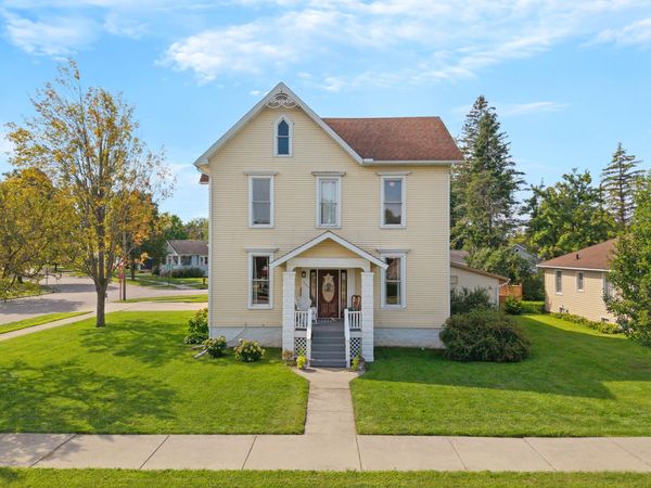704 W Washington Avenue, Alpena, MI 49707