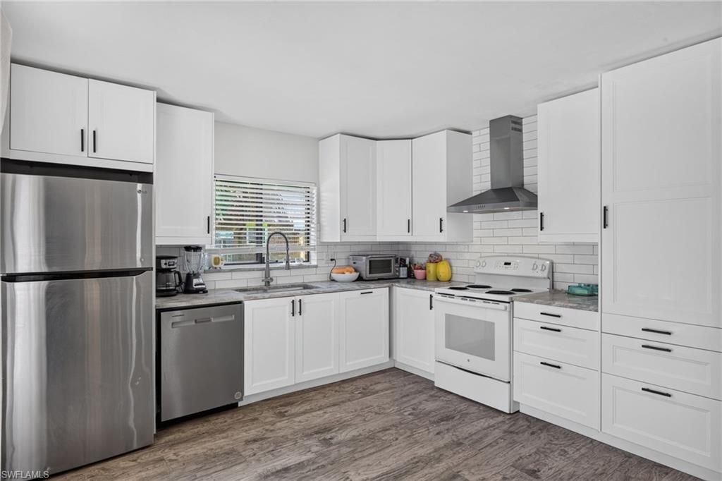 1448 Park Shore Cir, Unit 2, Fort Myers, FL 33901 Photo