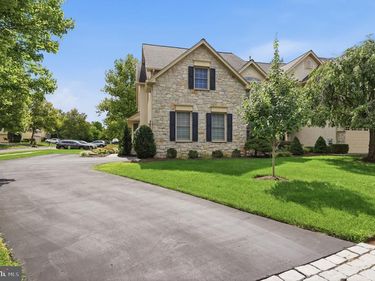 1260 CARNIGAN COURT, AMBLER, PA 19002