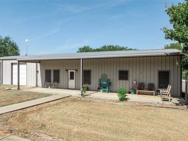 45 Halliburton Drive, Bells, TX 75414
