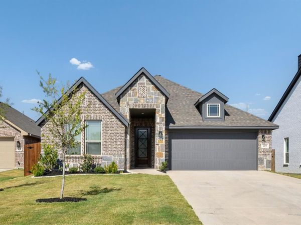 609 Pawprint Hollow, Godley, TX 76044