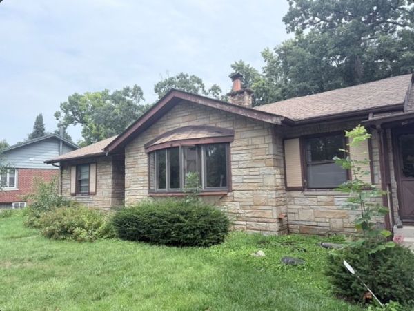 422 E Ravine Avenue, Willow Springs, IL 60480