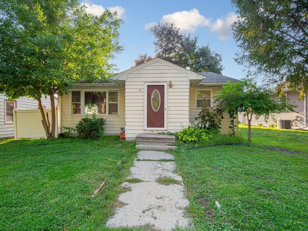 74 S Cordova Avenue , Le Center, MN 56057