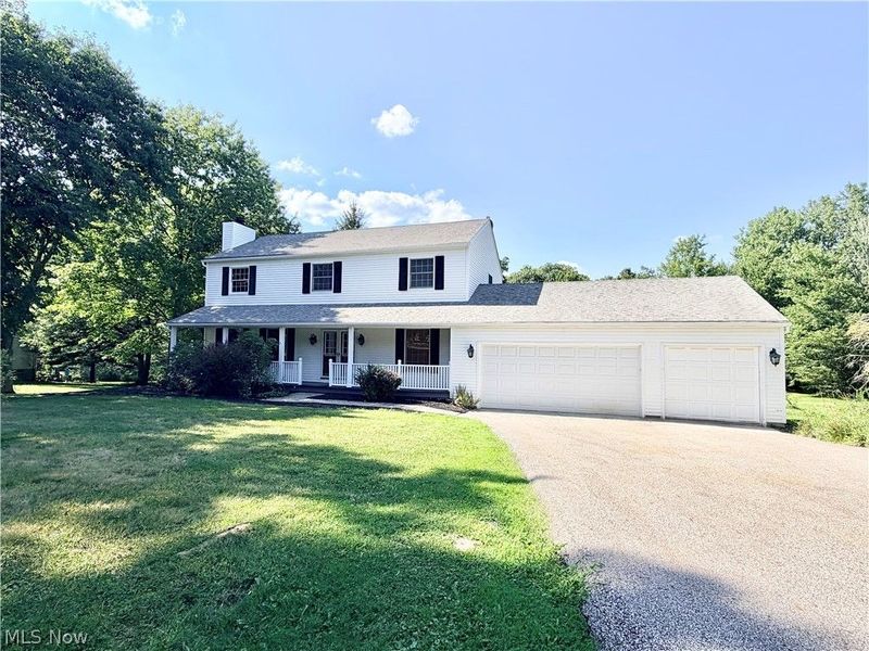 17610 Creekside Drive, Chagrin Falls, OH 44023 Photo 1