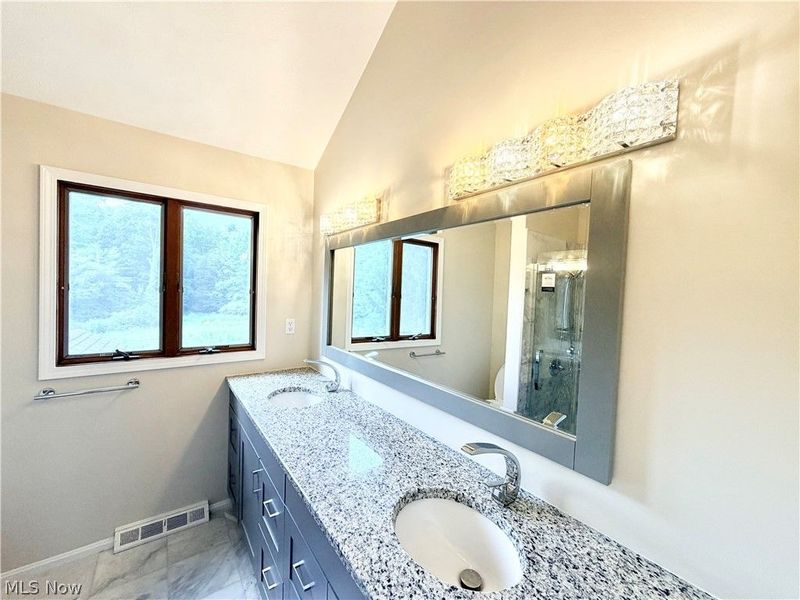 17610 Creekside Drive, Chagrin Falls, OH 44023 Photo 24