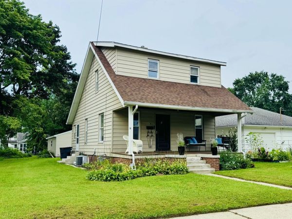 133 Curtis Avenue, Bowling Green, OH 43402