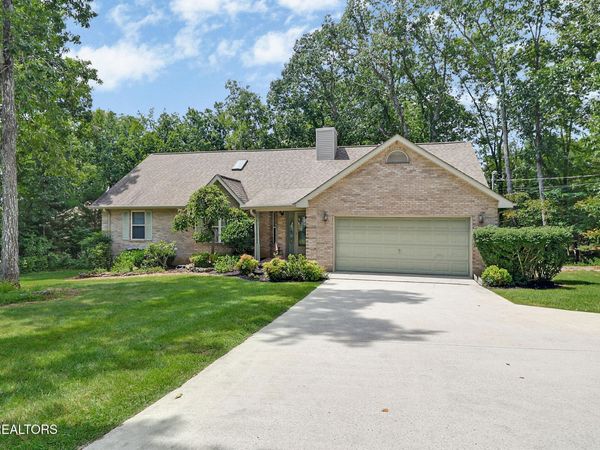 126 Morris Lane, Crossville, TN 38558