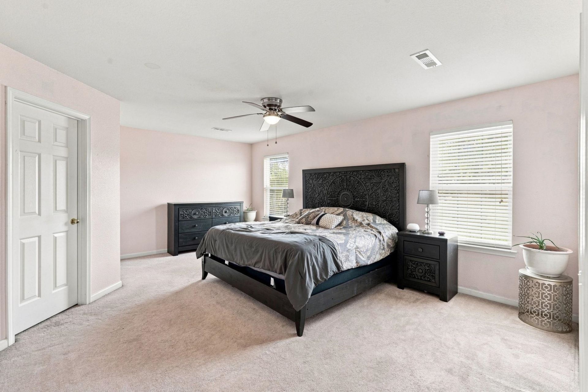 4040 Blackwolf Dr. Photo 13