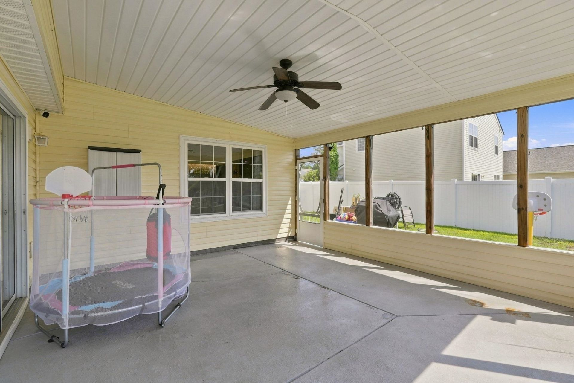 4040 Blackwolf Dr. Photo 22