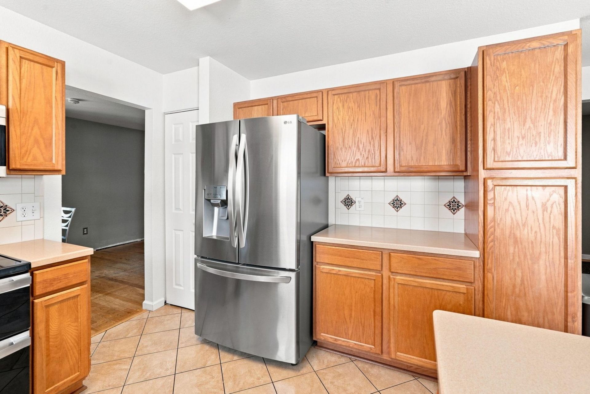 4040 Blackwolf Dr. Photo 6