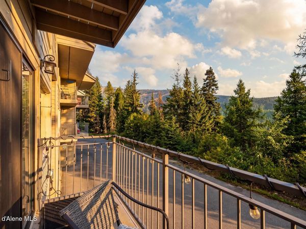 128 Blooming Flower CT , Unit # C1, Sandpoint, ID 83864