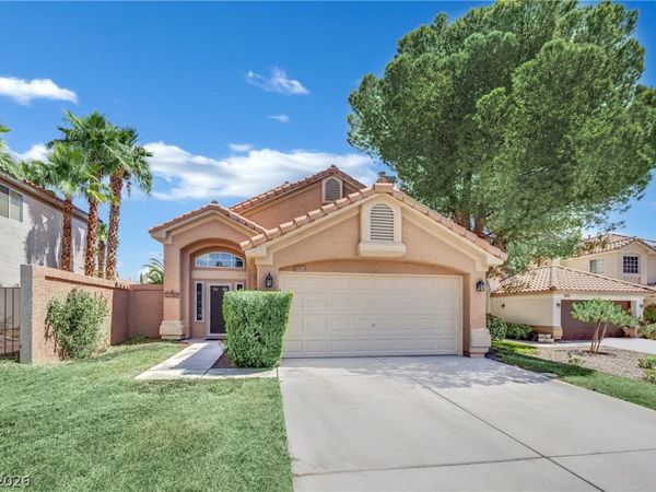 1220 Triumph Court , Las Vegas, NV 89117
