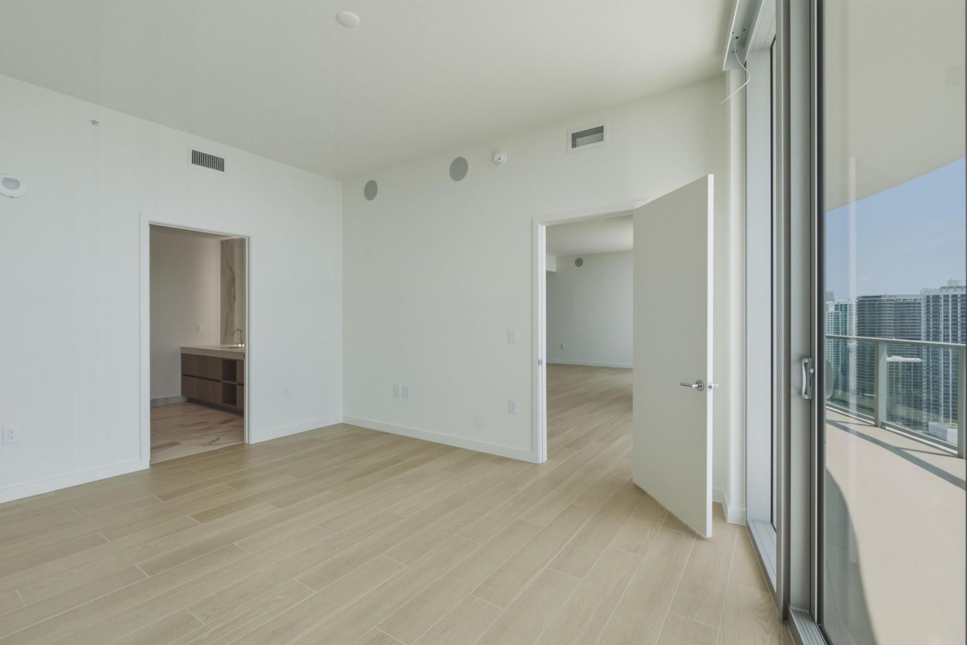 1400 Biscayne Boulevard, Unit 4304, Miami, FL 33132 Photo