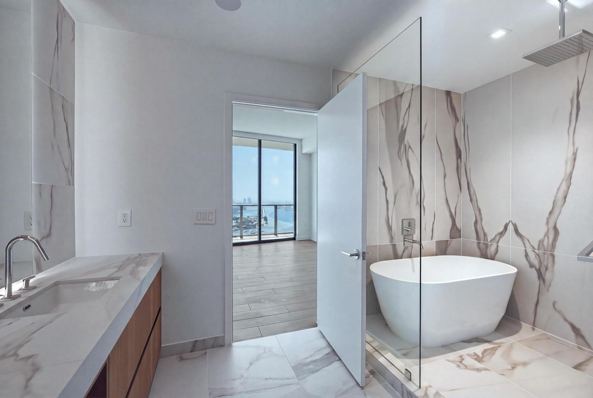 1400 Biscayne Boulevard, Unit 4304, Miami, FL 33132 Photo